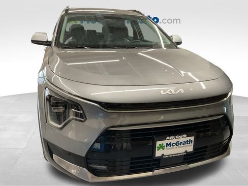 New 2026 Kia Niro SX Touring image 8