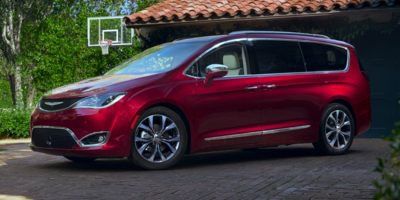 Used 2017 Chrysler Pacifica Limited FWD image 1