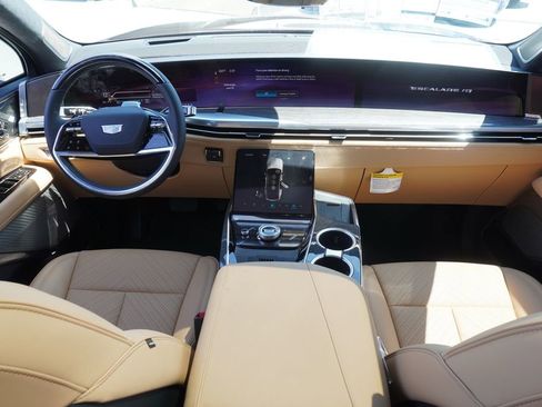 New 2025 Cadillac Escalade IQ Sport 2 image 11