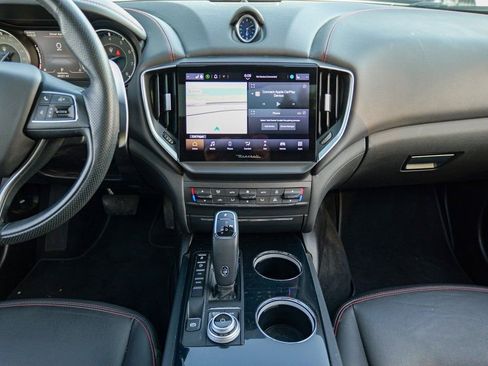 Used 2022 Maserati Ghibli Modena Q4 image 42