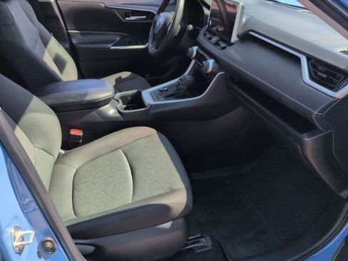 Used 2023 Toyota RAV4 AWD Hybrid image 36