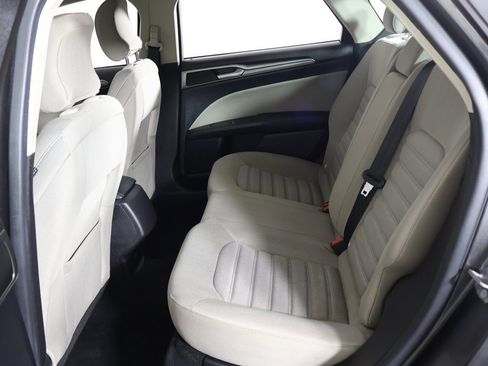 Used 2019 Ford Fusion S image 31