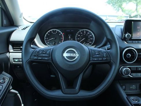 Used 2024 Nissan Sentra S FWD image 22