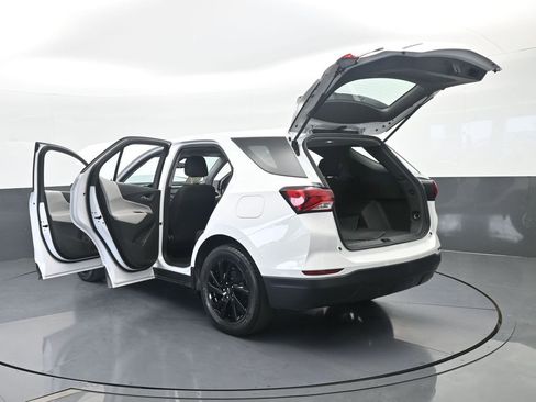 Used 2024 Chevrolet Equinox LS w/ Sport Edition image 68