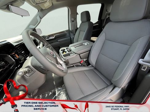 New 2025 GMC Sierra 1500 Elevation image 10