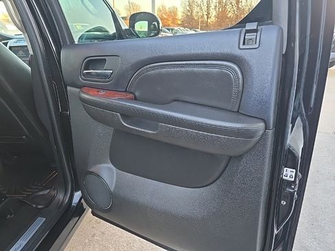 Used 2007 Cadillac Escalade EXT Base w/ Information Package image 93