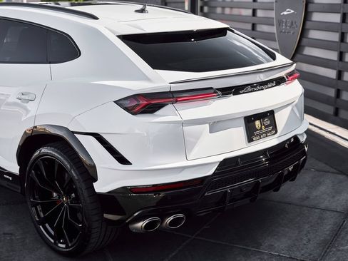 Used 2023 Lamborghini Urus S AWD/4WD image 8