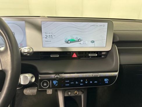 Used 2024 Hyundai Ioniq 5 Limited image 21