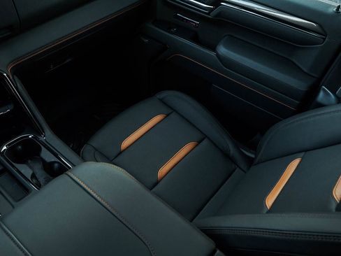 New 2026 GMC Sierra 1500 AT4 w/ Technology Package image 24