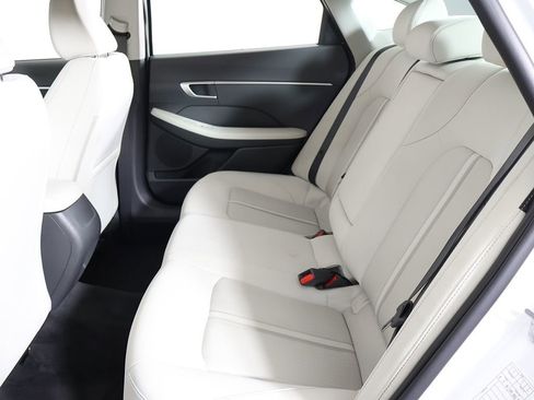 Used 2025 Hyundai Sonata SEL FWD image 33