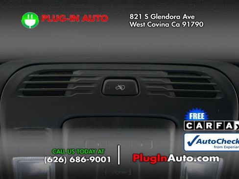 Used 2024 Cadillac Escalade ESV Sport Platinum w/ Heavy-Duty Trailer Package image 22