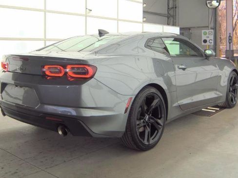 Used 2022 Chevrolet Camaro LT w/ Technology Package image 4