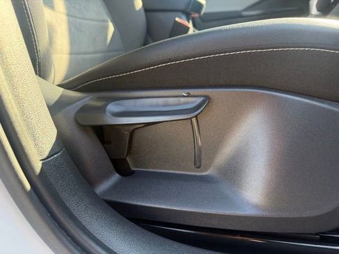 Certified 2023 Volkswagen Taos SE w/ Panoramic Sunroof Package FWD image 31