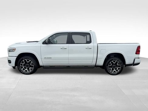 Used 2025 RAM 1500 Laramie w/ Sport Appearance Package AWD/4WD image 31