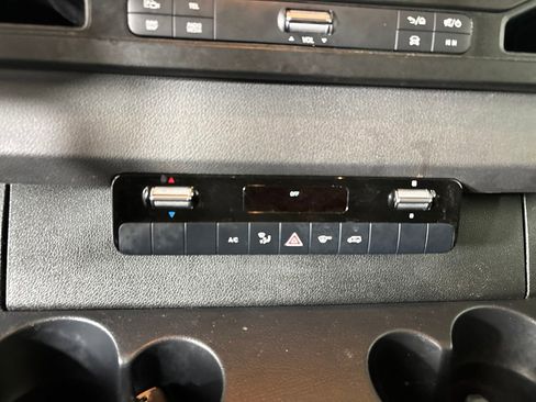 Used 2024 Mercedes-Benz Sprinter 2500 w/ Acoustic Package image 13