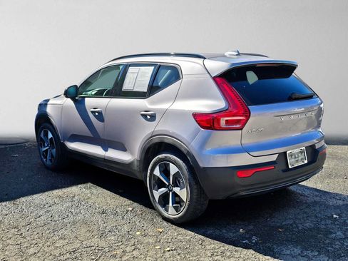 Used 2026 Volvo XC40 B5 Plus AWD/4WD image 5
