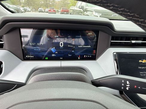 New 2027 Chevrolet Bolt LT w/ Comfort Package FWD image 22