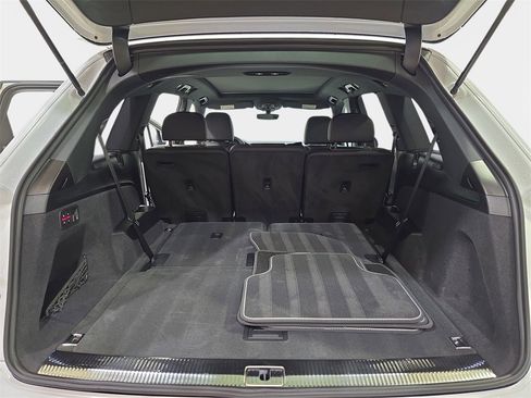 Certified 2025 Audi Q7 3.0T Premium Plus w/ Premium Plus Package image 12