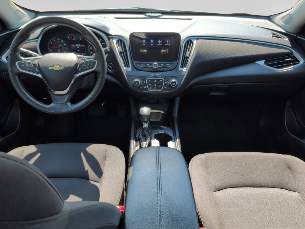 Used 2024 Chevrolet Malibu LT FWD image 18