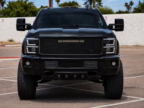 Used 2017 Chevrolet Silverado 2500 LTZ w/ Midnight Edition AWD/4WD image 8