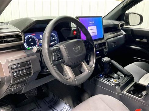 Certified 2024 Toyota Tacoma TRD Off-Road image 15