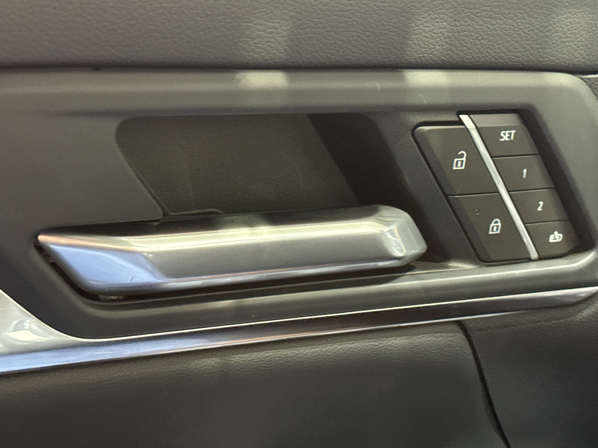 New 2027 GMC Terrain Elevation w/ Elevation Premium Package AWD/4WD image 34