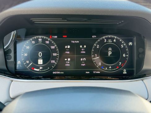 Used 2020 Land Rover Range Rover Evoque R-Dynamic SE image 19