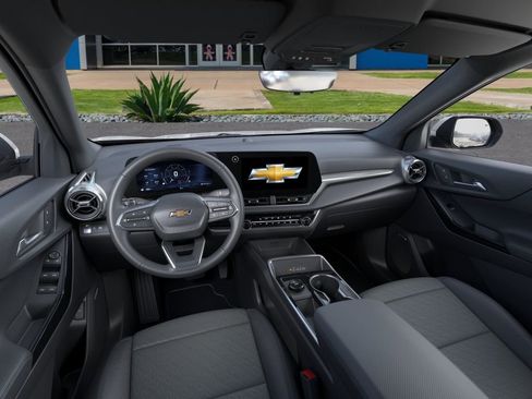 New 2026 Chevrolet Equinox LT FWD image 15