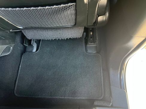 Certified 2023 Dodge Durango R/T RWD image 17