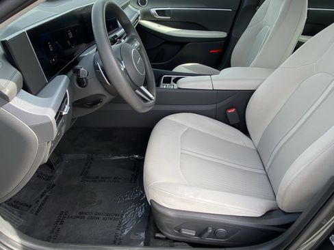 Used 2025 Hyundai Sonata SEL FWD image 26
