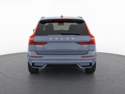 Certified 2023 Volvo XC60 B5 Ultimate w/ Climate Package FWD image 29