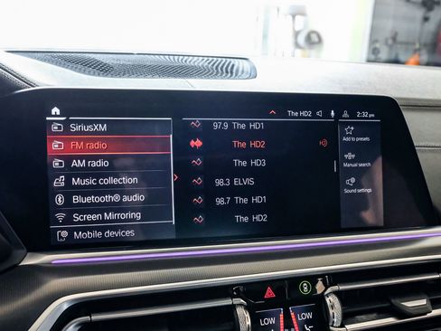 Used 2020 BMW X6 sDrive40i w/ M Sport Package image 29