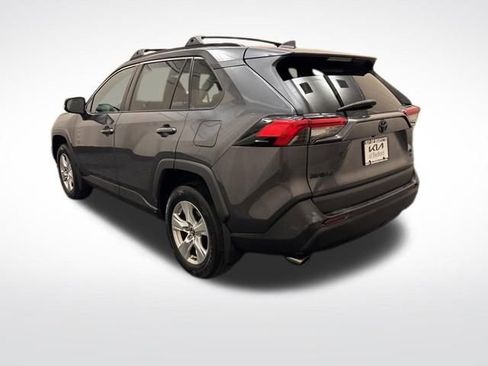 Used 2021 Toyota RAV4 XLE w/ Convenience Package AWD/4WD image 7