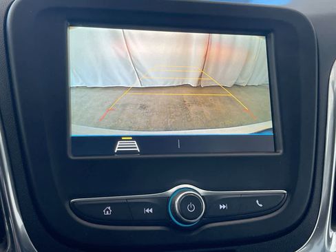 Used 2019 Chevrolet Equinox LT image 17