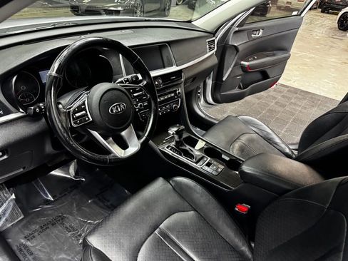 Used 2019 Kia Optima EX w/ EX Premium Package FWD image 32