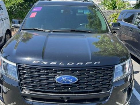 Used 2018 Ford Explorer Sport w/ Equipment Group 401A AWD/4WD image 3