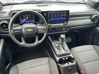 Used 2023 Chevrolet Colorado W/T video 2