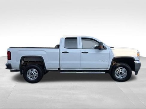 Used 2016 GMC Sierra 2500 4x4 Double Cab w/ Sierra Convenience Package image 6