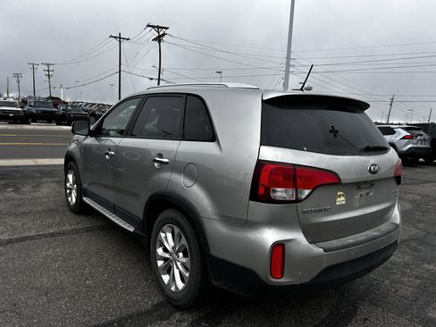 Used 2014 Kia Sorento EX w/ EX V6 Touring Package image 3