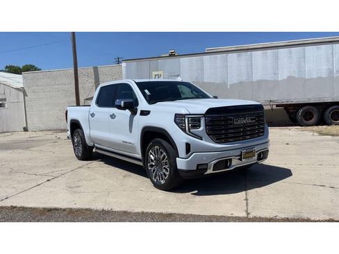 New 2026 GMC Sierra 1500 Denali Ultimate AWD/4WD image 5