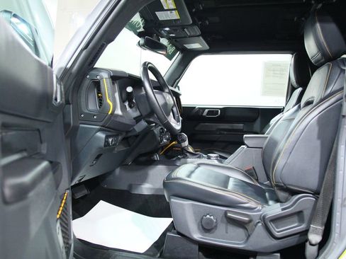 Used 2024 Ford Bronco Badlands AWD/4WD image 4