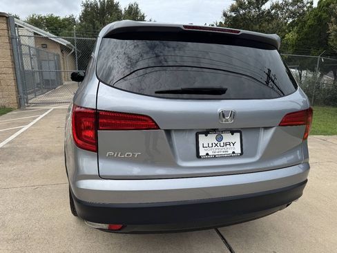 Used 2017 Honda Pilot EX-L image 8