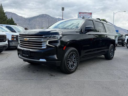 Used 2021 Chevrolet Suburban High Country image 3