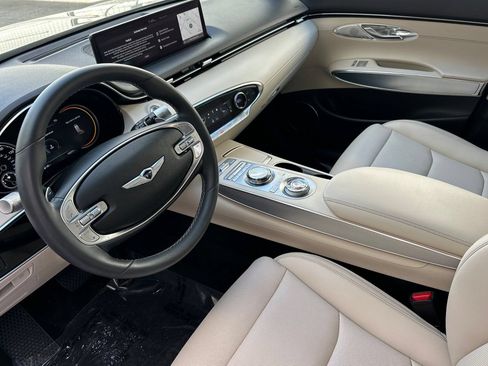 Used 2024 Genesis GV70 2.5T w/ Select Package AWD/4WD image 13