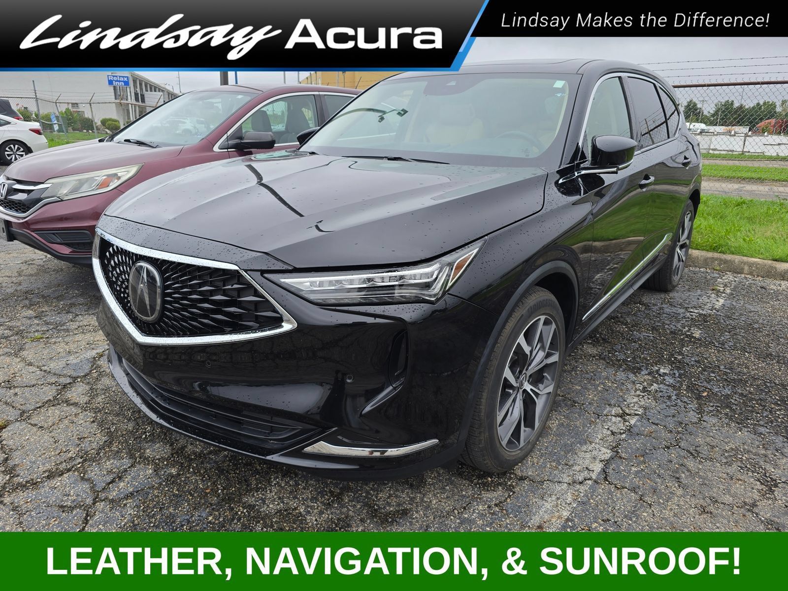 Used 2022 Acura MDX w/ Technology Package AWD/4WD image 2