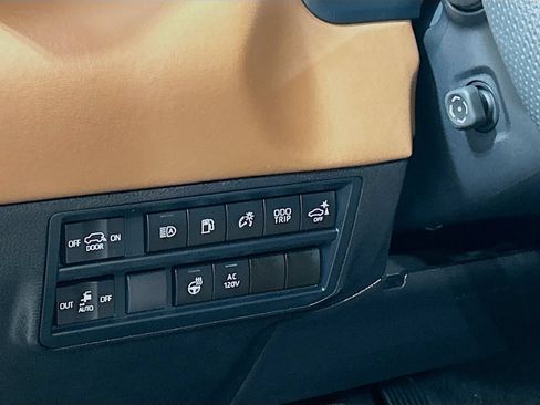 Used 2025 Toyota Sequoia 1794 Edition AWD/4WD image 8