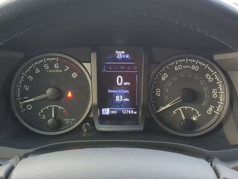 Used 2023 Toyota Tacoma TRD Sport image 33