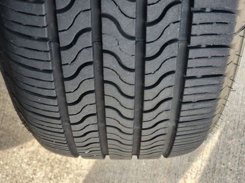 Used 2025 Nissan Rogue SV image 11