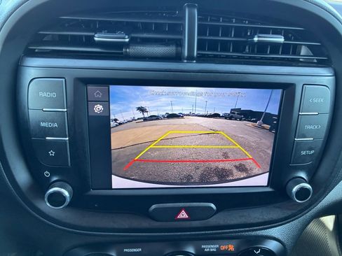 Used 2024 Kia Soul LX w/ Option Group 015 image 8