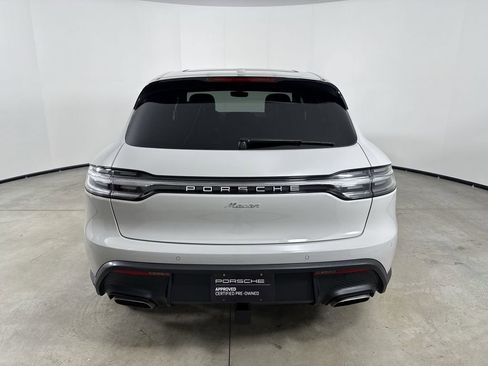 Certified 2025 Porsche Macan image 6